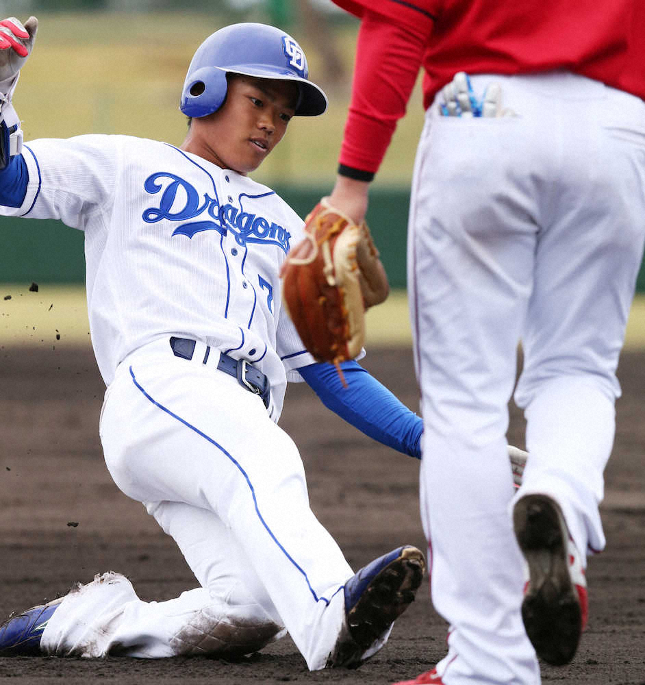 【画像・写真】中日・根尾「自分のスタイル」強振貫き2打席連続三塁打