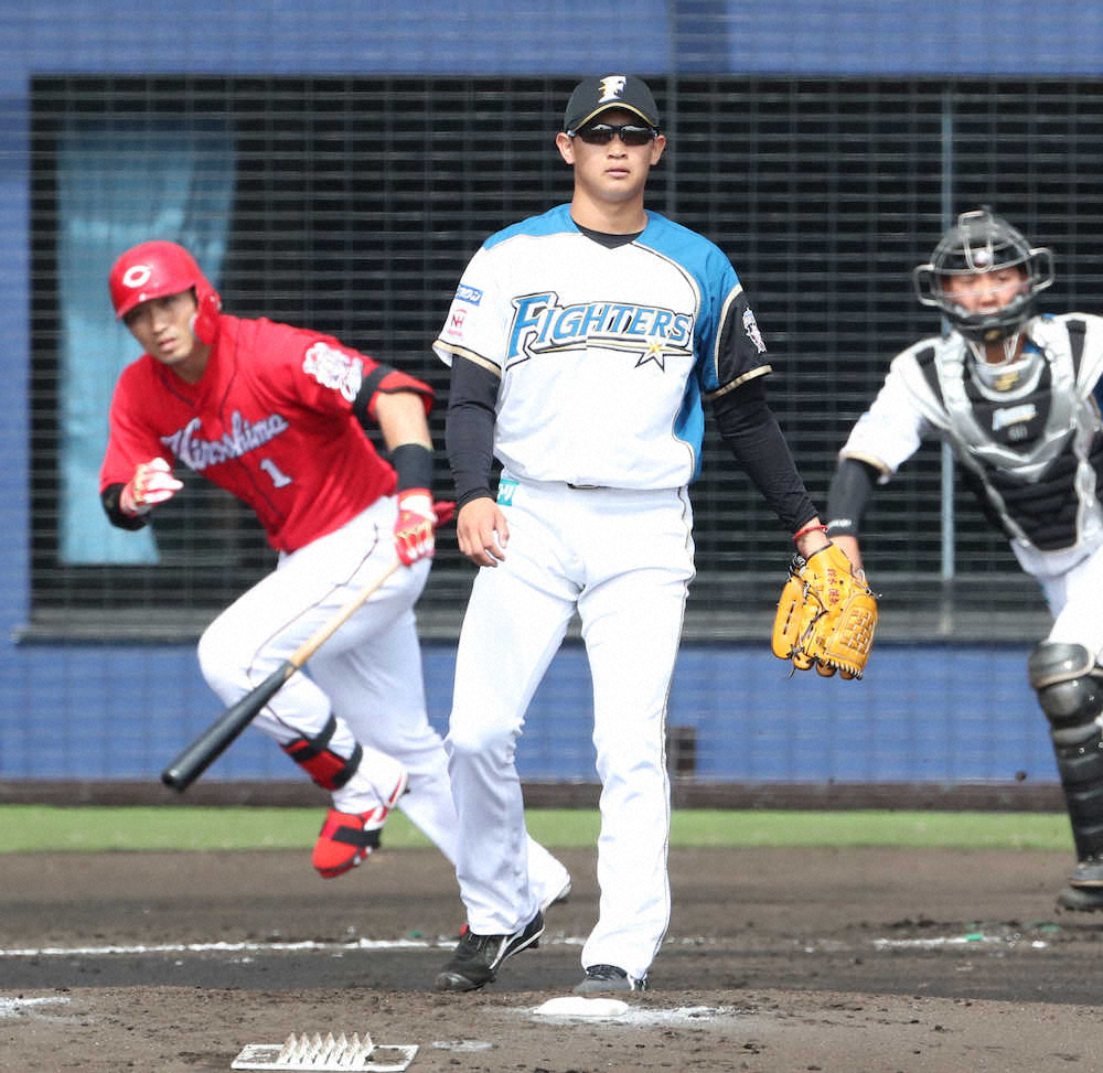 【画像・写真】日本ハム・ドラ4鈴木健　強気の内角攻めで広島・誠也打ち取った！