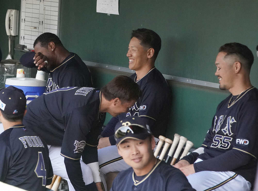 【画像・写真】オリックス・ジョーンズは無安打　初守備も機会なし　23日ソフトB戦で対外試合デビューへ