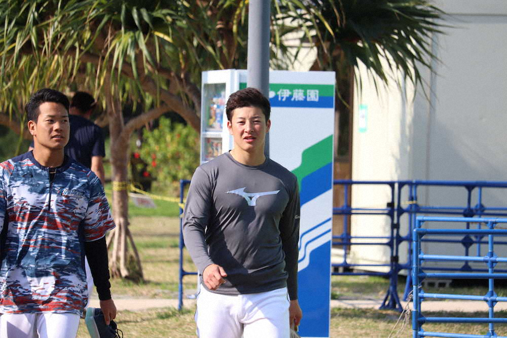 【画像・写真】日本ハム・輝星、1軍合流　24日OP戦で登板　栗山監督「1軍で投げられる形か見る」