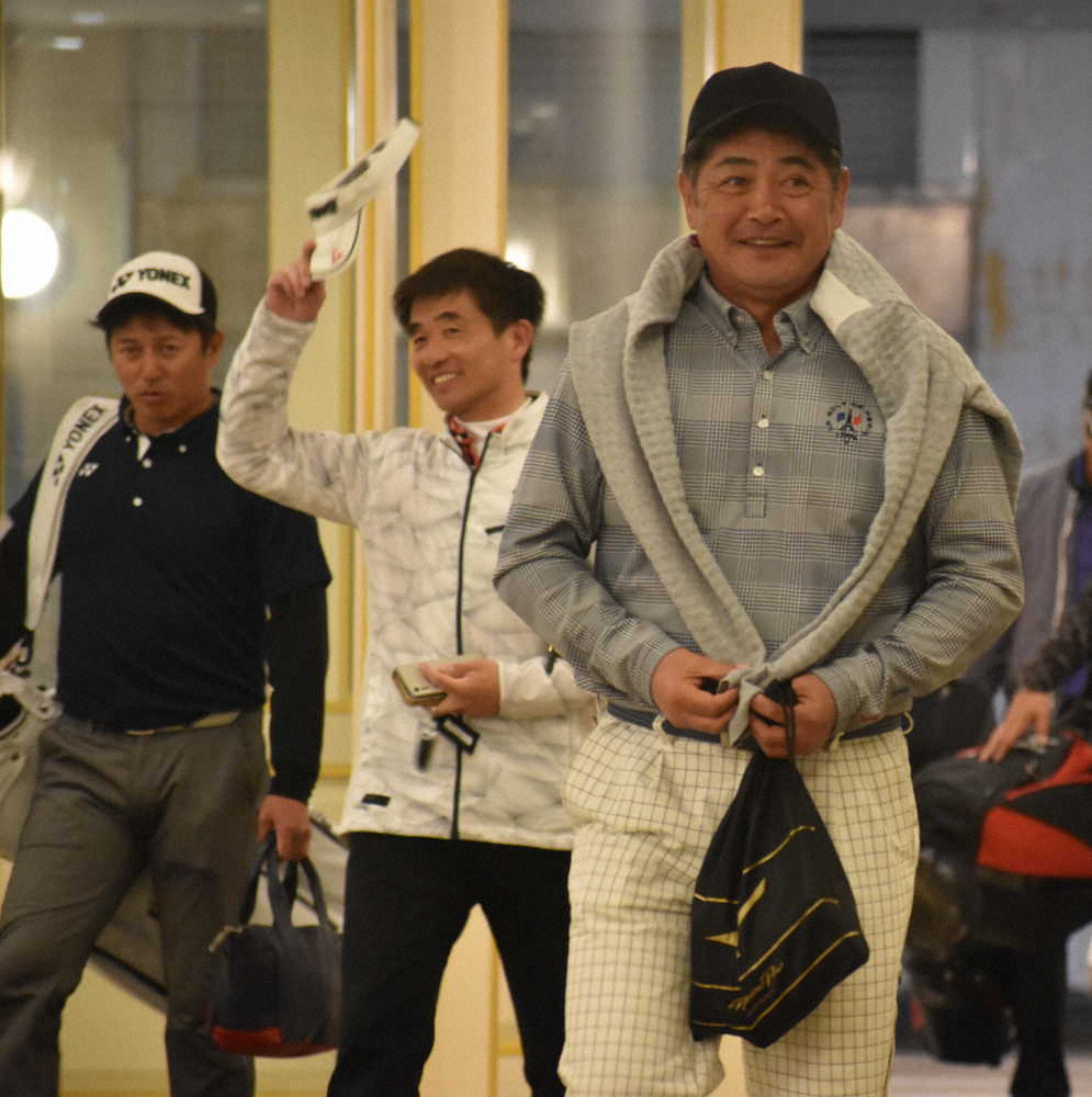 【画像・写真】ソフトB・工藤監督　オープン戦はサバイバル！若手中心で臨む意向示す