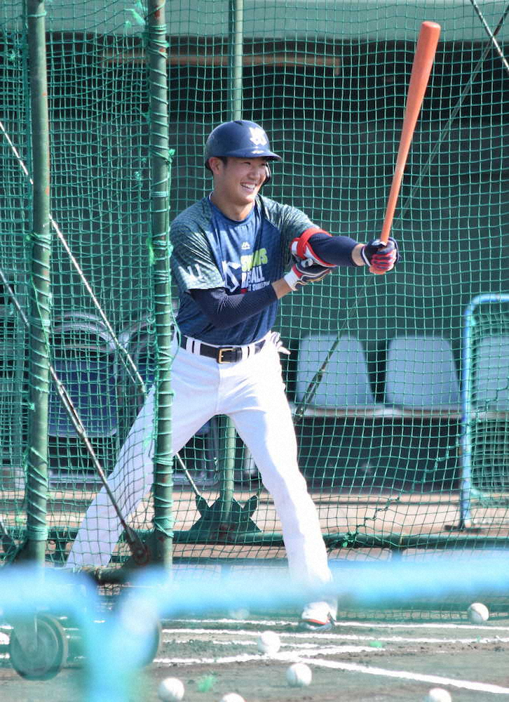 【画像・写真】ヤクルト・奥川「やっと」22日初ブルペン「30球ぐらい、慎重にやる」