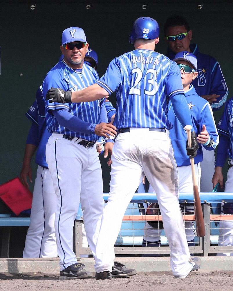 【画像・写真】DeNA打線好調、11安打7点でOP戦3連勝　代打・梶谷が走者一掃3点二塁打で勝ち越し