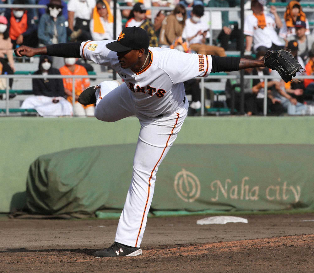 【画像・写真】巨人新助っ人ビエイラ　来日最速159キロ、宮本コーチ仰天「目ん球飛び出るかと…」