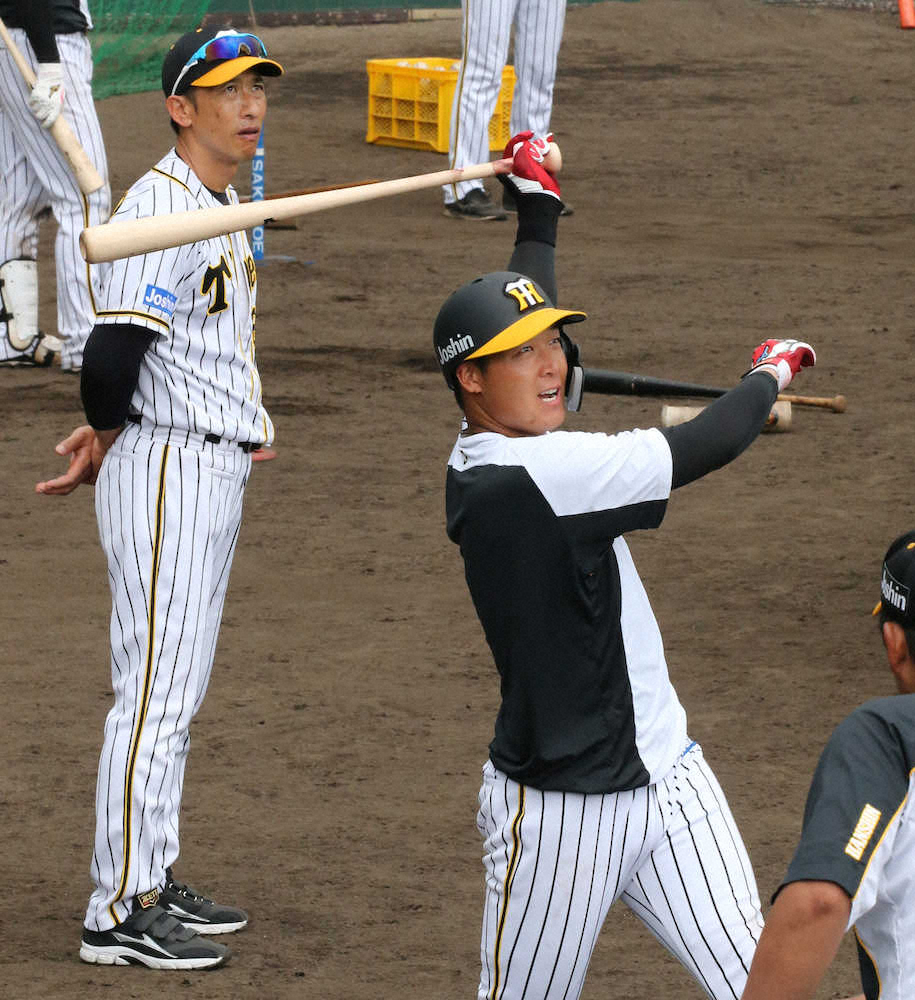 【画像・写真】阪神・大山　開幕三塁死守へ正念場！矢野監督が直接指導