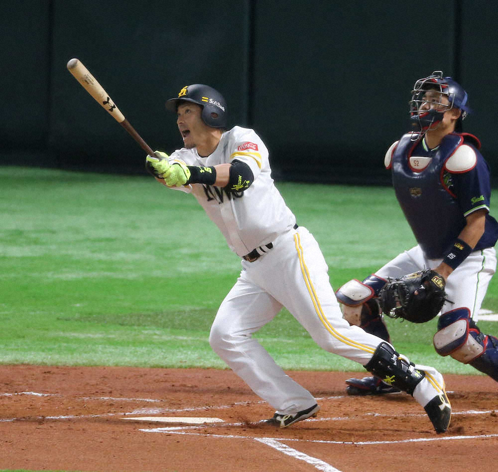 【画像・写真】ソフトB・松田宣がオープン戦1号、テレビカメラに絶叫「熱男～！」