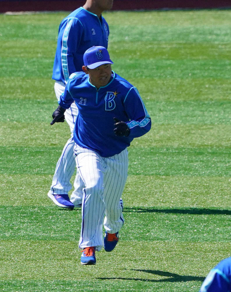 【画像・写真】開幕投手内定のDeNA・今永　登板翌日で軽め調整　ラミレス監督は全幅の信頼