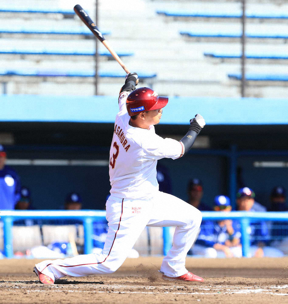 【画像・写真】楽天4番候補の浅村　腰の張りから復帰、OP戦初安打がタイムリー!