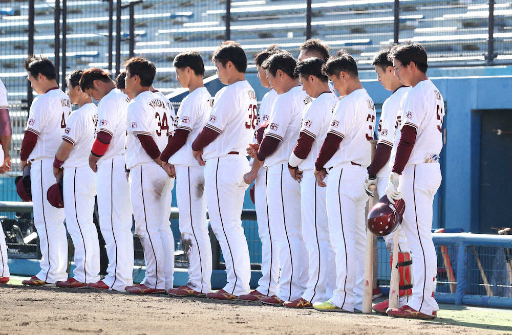 【画像・写真】「3・11」楽天―西武戦で両軍ナインが黙とう