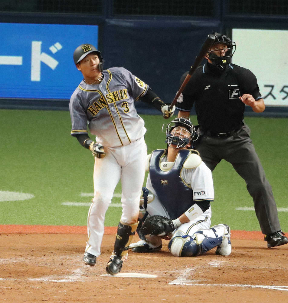 【画像・写真】阪神・大山　開幕オーダーに“待った”！途中出場も意地の3号2ラン