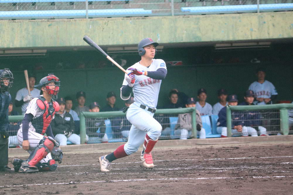 【画像・写真】近大ドラフト候補・佐藤　1週間ぶり実戦でV打含む2安打1打点、それでも「反省しかない」