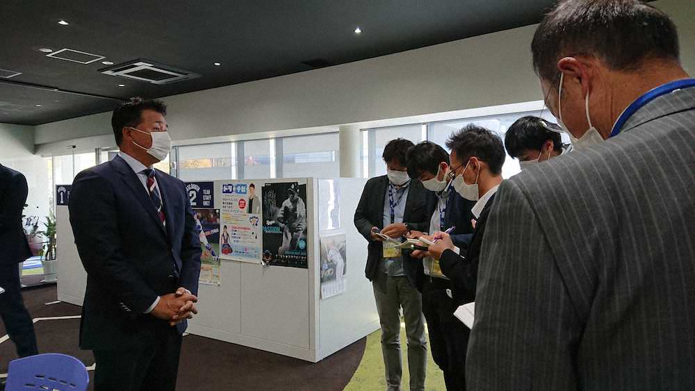 【画像・写真】中日・与田監督　あす8日から自主練再開の方針　感染防止策継続し
