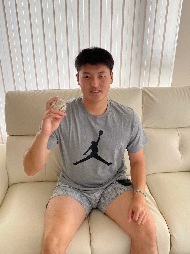 【画像・写真】楽天・安楽　動画や雑誌で新球イメトレ「今しかできない練習を」