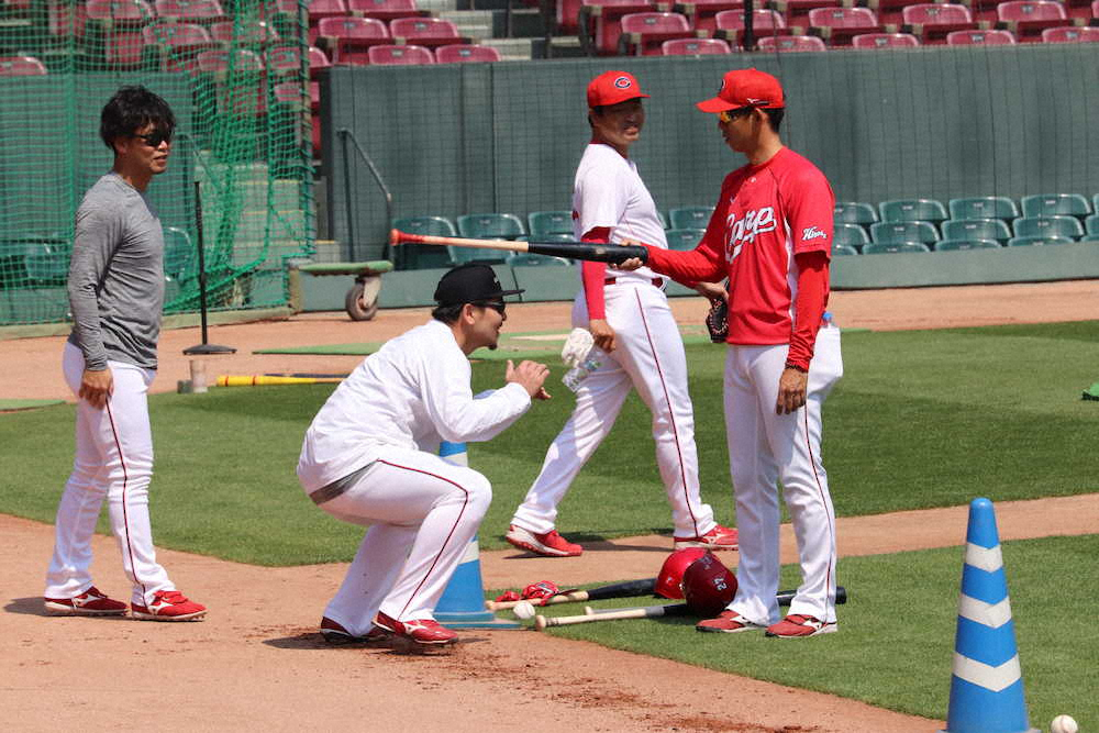 【画像・写真】広島・会沢　広角打法で右打ち徹底「いまはタイミングを意識」