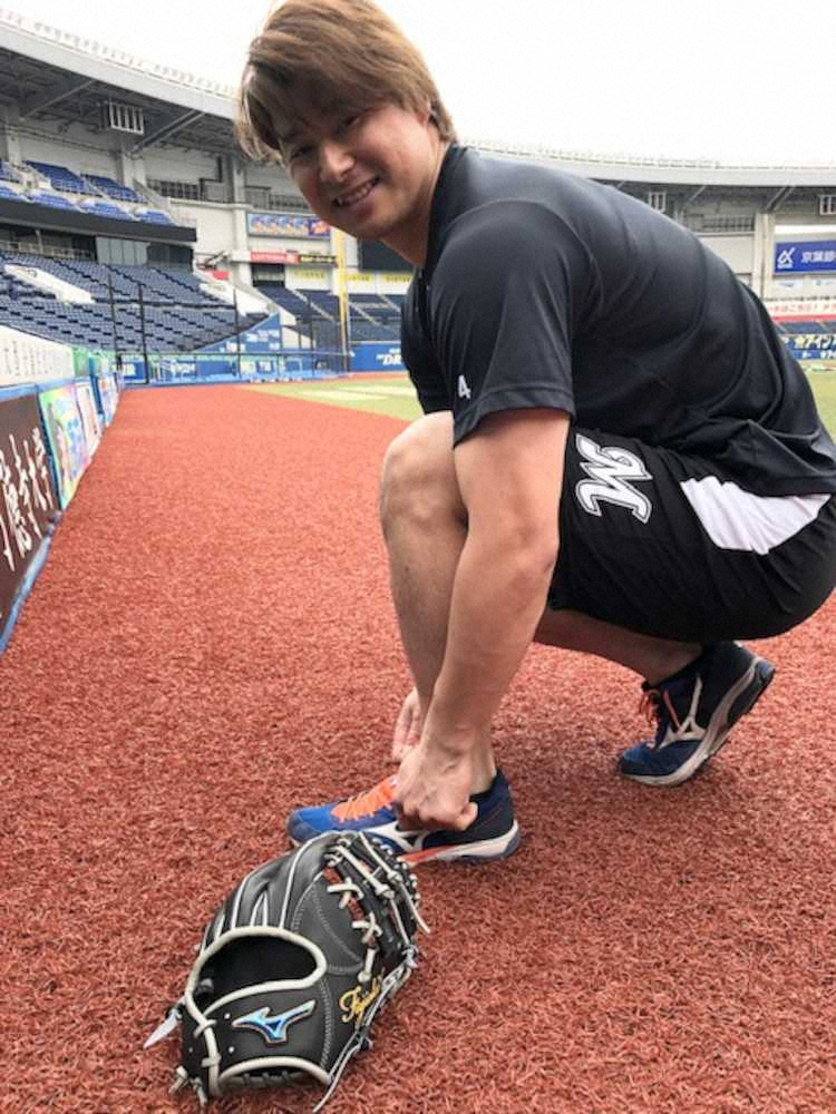 【画像・写真】ロッテ・藤岡が久々のマシン打撃「これだけ長く打っていないので、変な感じ」