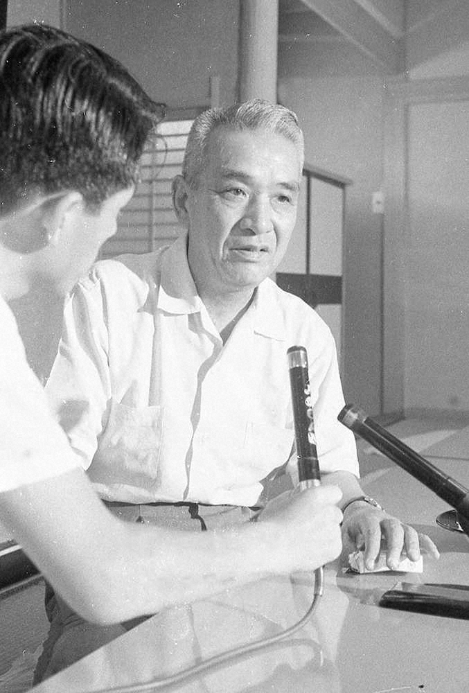 【画像・写真】【内田雅也の猛虎監督列伝（14）～第14代・藤本定義（第2次）】江夏の「おじいちゃん」の潮時