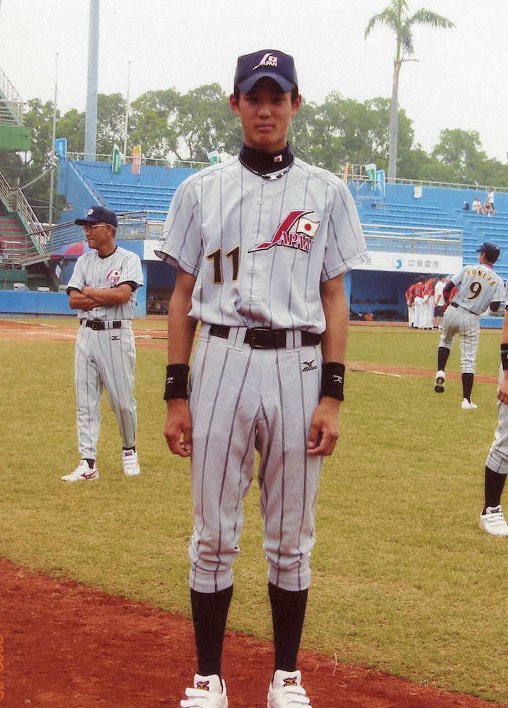 中学3年でAA世界野球選手権の日本代表に選出され台湾へ。憧れのユニホームに袖を通した