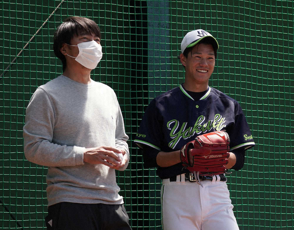 【画像・写真】ヤクルト・高橋　石川から開幕投手奪回へ気合「もちろん狙いたい」