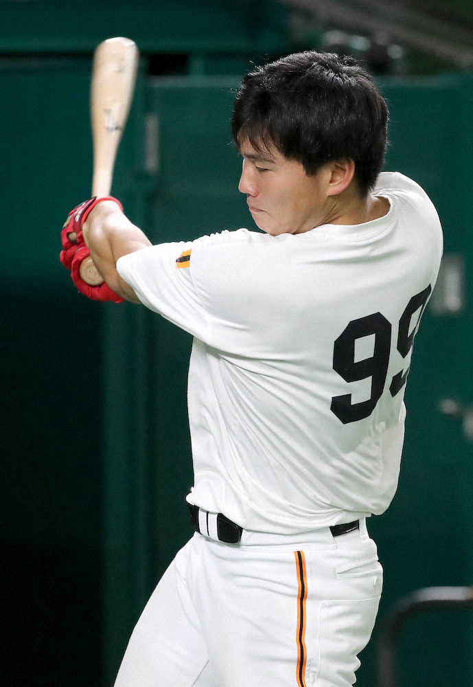 【画像・写真】巨人・山下が1軍練習で開幕スタメンアピール「練習あるのみです」
