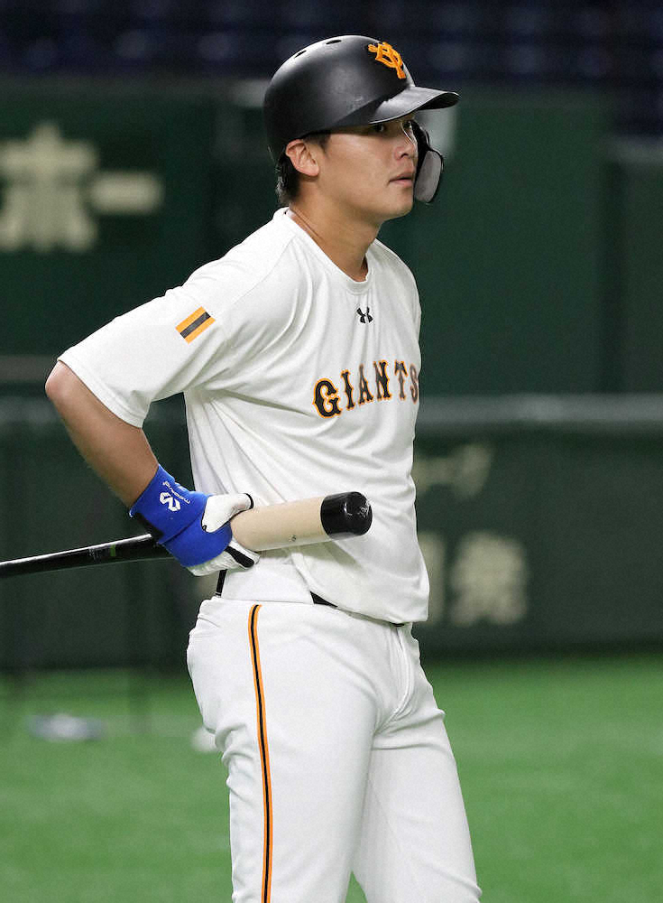 【画像・写真】巨人・石川　外野定位置へアピール誓う「必死にやるだけ」