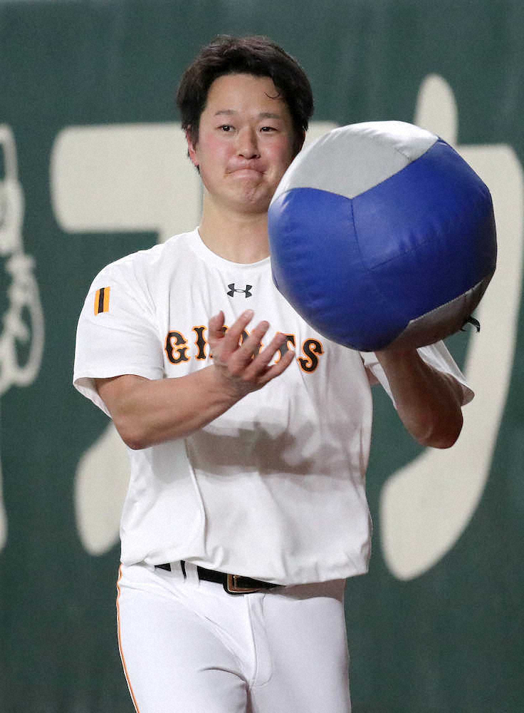 【画像・写真】巨人・中川　ブルペンで手応え51球「ここ最近で一番良かったので」