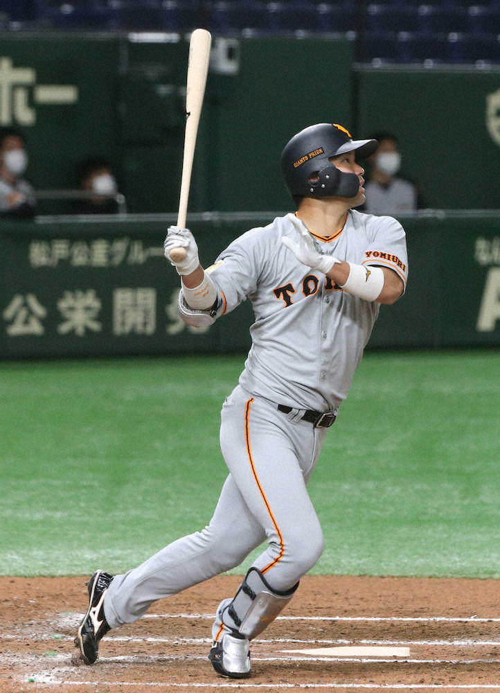 【画像・写真】巨人・大城　特大弾で開幕マスク猛アピール　打てる、走れるで原監督も「最も働いてもらいたい選手」