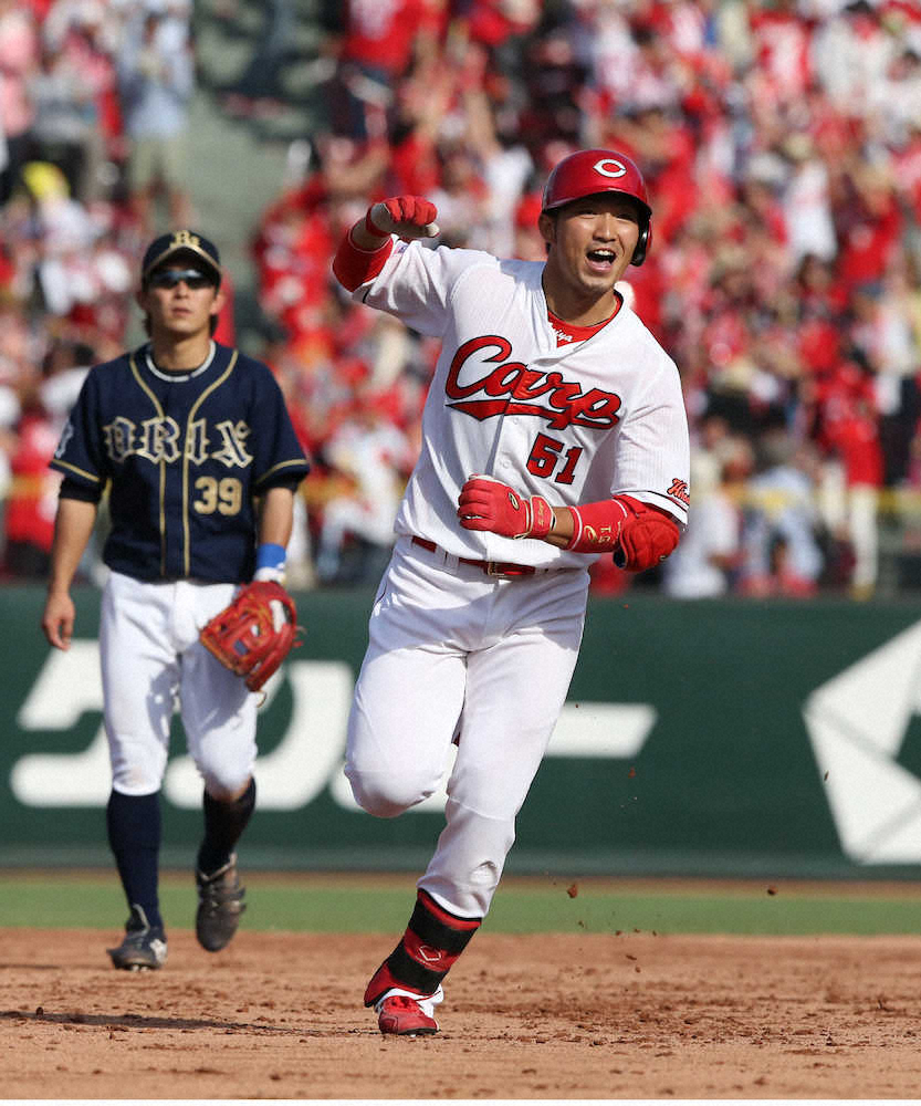 【画像・写真】「神ってる」広島・誠也　2試合連続サヨナラ弾！　16年流行語大賞も受賞、球界に新スター誕生