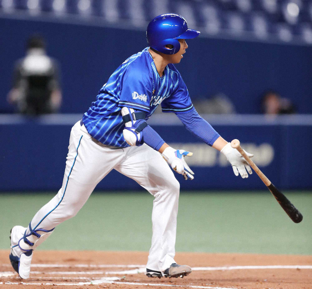 【画像・写真】DeNA　序盤から中日・大野雄攻略し5得点　今永が自ら勝ち越し二塁打