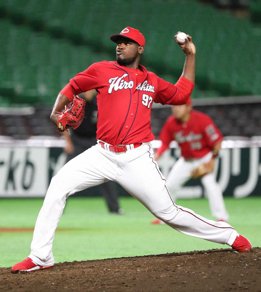 【画像・写真】広島　勝利の方程式完成！菊池→フランスア→スコットで1点差逃げ切った