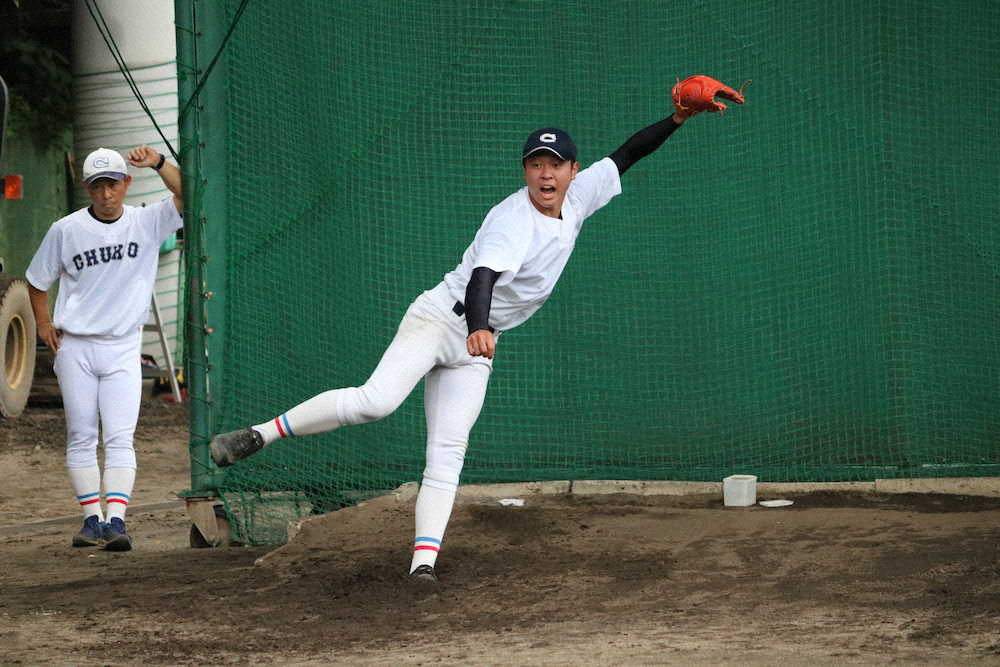 【画像・写真】中京大中京　148キロ腕の高橋宏、進路は大学進学が基本線「基礎から学ぶことも大事」