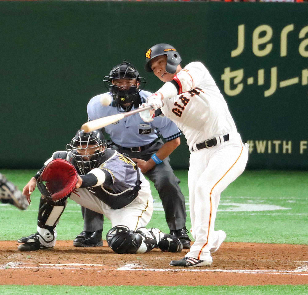 【画像・写真】巨人・坂本　3安打で開幕2連勝に貢献！本塁打が出ればサイクルに原監督「並ではない」