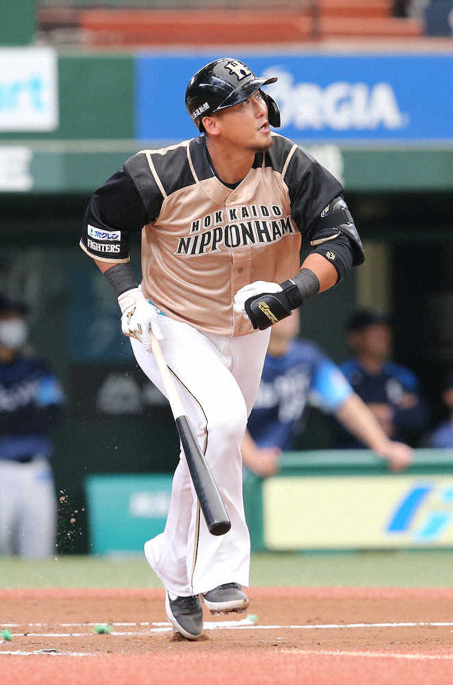 【画像・写真】日本ハム・中田がチーム今季第1号　先制ソロ「この後の打席も集中」