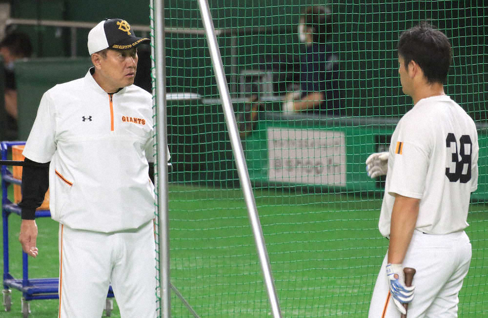 【画像・写真】巨人・小林が左尺骨骨折で抹消　21日阪神戦で2打席連続死球…骨の癒合まで3～4週間