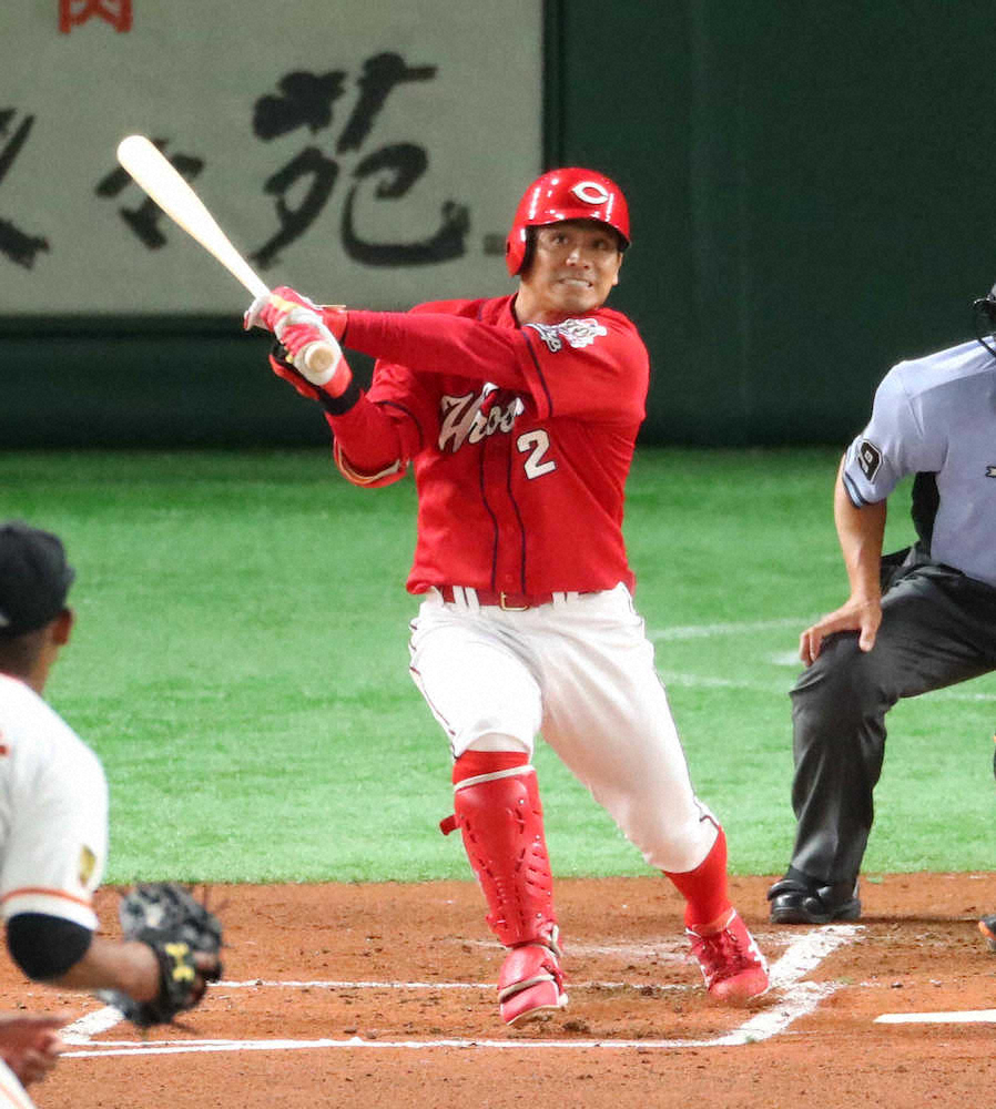 【画像・写真】広島・田中広が385日ぶり一発！昨年8月右膝手術から復帰後、初アーチ　誠也に続いた！