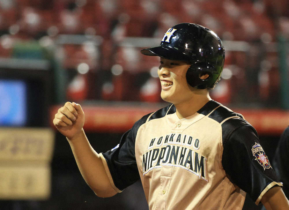 【画像・写真】日本ハム・野村　初もの尽くしの大暴れ！プロ初安打＆初打点＆初猛打賞