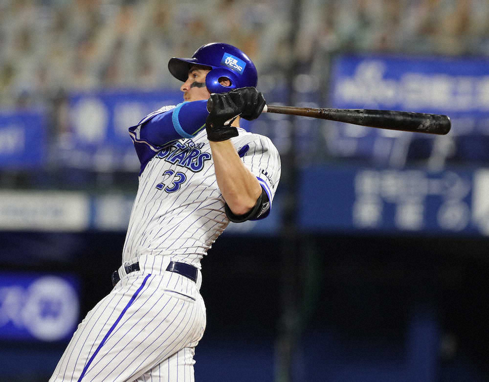 【画像・写真】DeNA　今季初の先発全員14安打で快勝！オースティン「ヤッター！」2戦連発