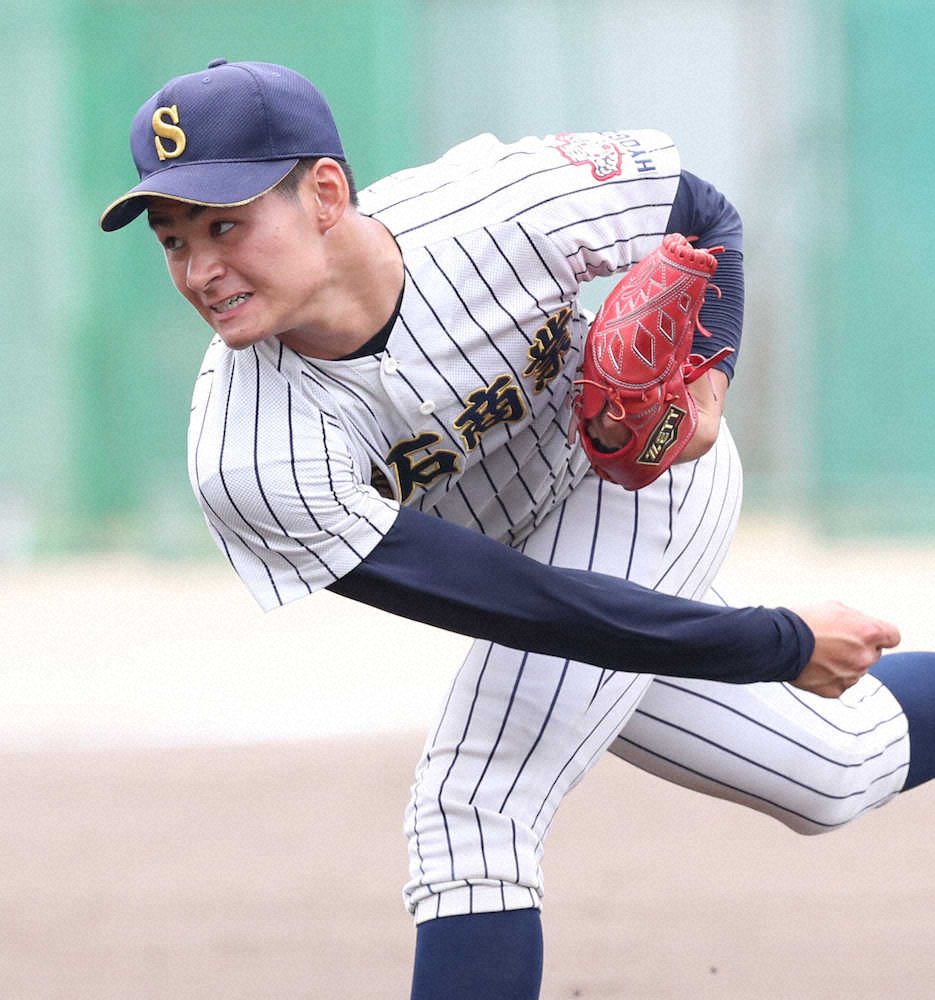 【画像・写真】今秋ドラ候補の明石商・中森、プロ志望と進学は「今は半々くらい」