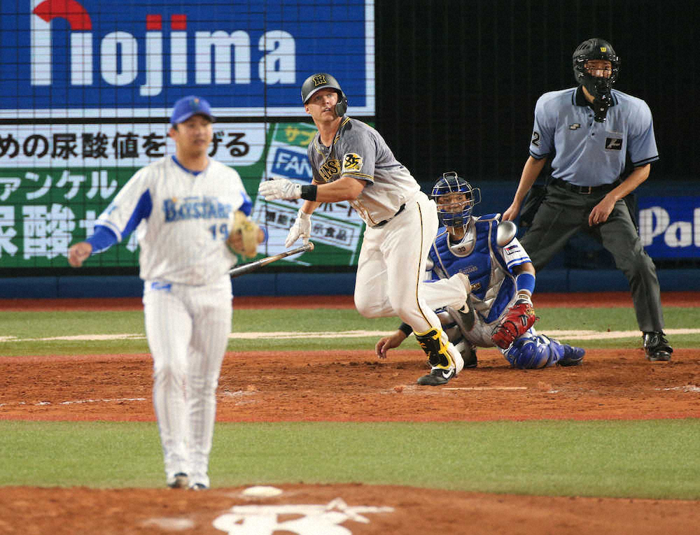 【画像・写真】阪神・サンズ　虎初安打が決勝の逆転3ラン！敗色濃厚のチーム救い「喜びを分かち合うことは楽しいね」