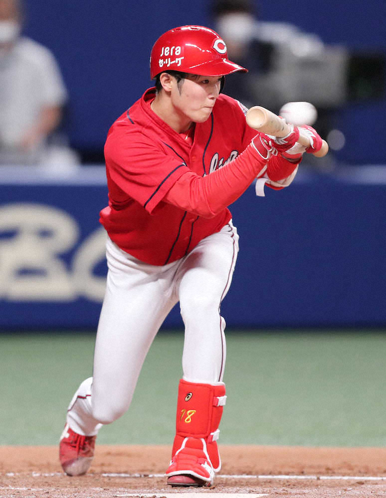 【画像・写真】広島・森下やった！プロ初勝利　デビューから16イニング目初失点も打線が3発含む15安打10点援護