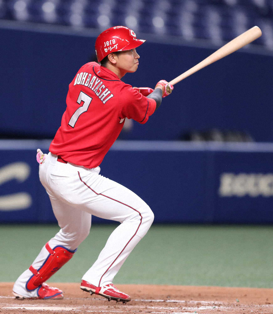 【画像・写真】広島　打線組み替えズバッ！　初左翼・堂林弾＆初三塁・ピレラ弾　ナゴヤDで4年ぶり2ケタ得点