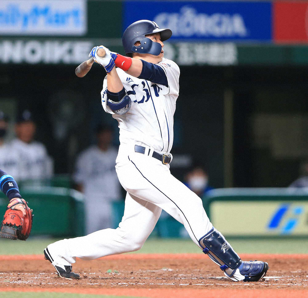 【画像・写真】西武・栗山が先制2点適時打「いい形でめぐってきた好機、何とか…ね」好投の高橋光援護