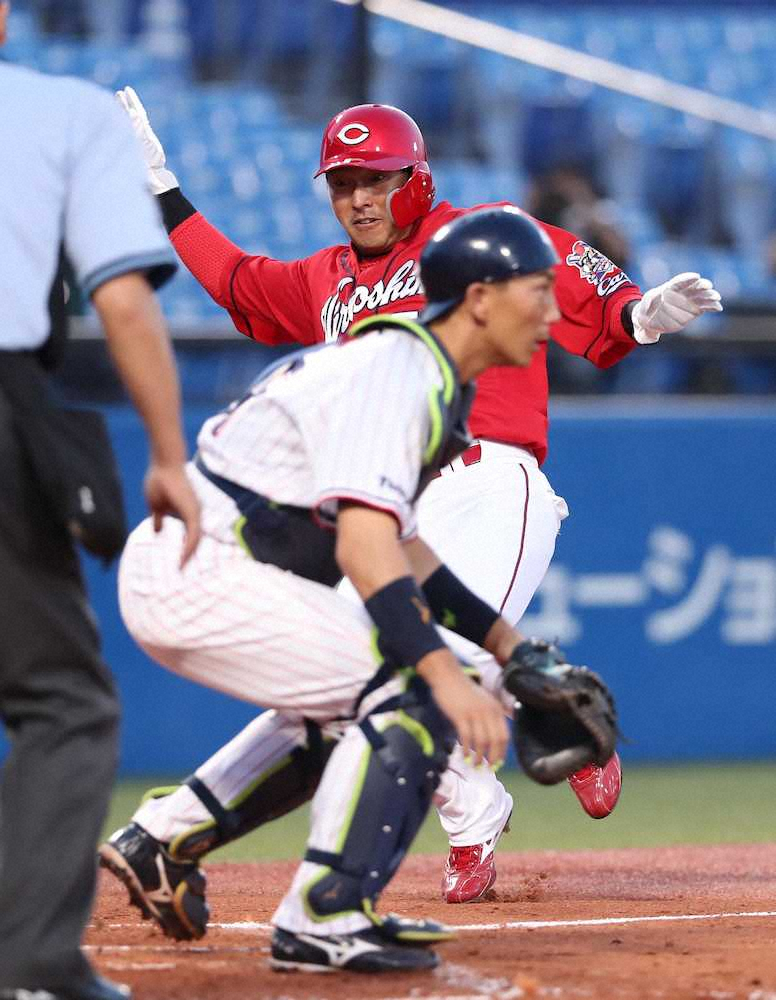【画像・写真】広島、連敗も控え組元気！　長野は今季初先発で2点打、安部も適時打で存在感