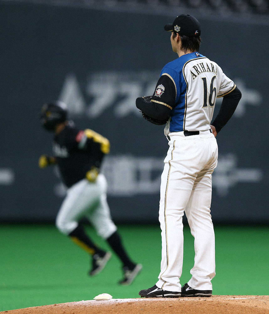 【画像・写真】日本ハム・有原　粘って8回4失点も開幕3連敗、12残塁拙攻　栗山監督「申し訳ない」