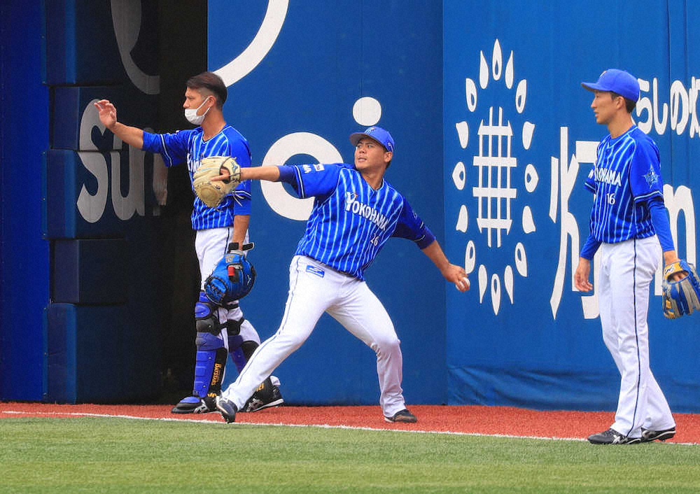 【画像・写真】DeNA・浜口　ラミレス監督に「いい投球で応えたい」　広島打線を警戒「作戦で乱されないように」