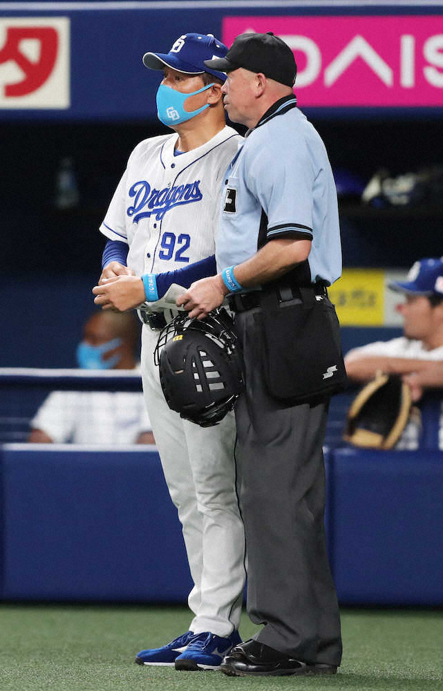 【画像・写真】中日　連夜の延長で今季初ドロー、4回以降打線振るわず　与田監督は無失点救援陣ねぎらう