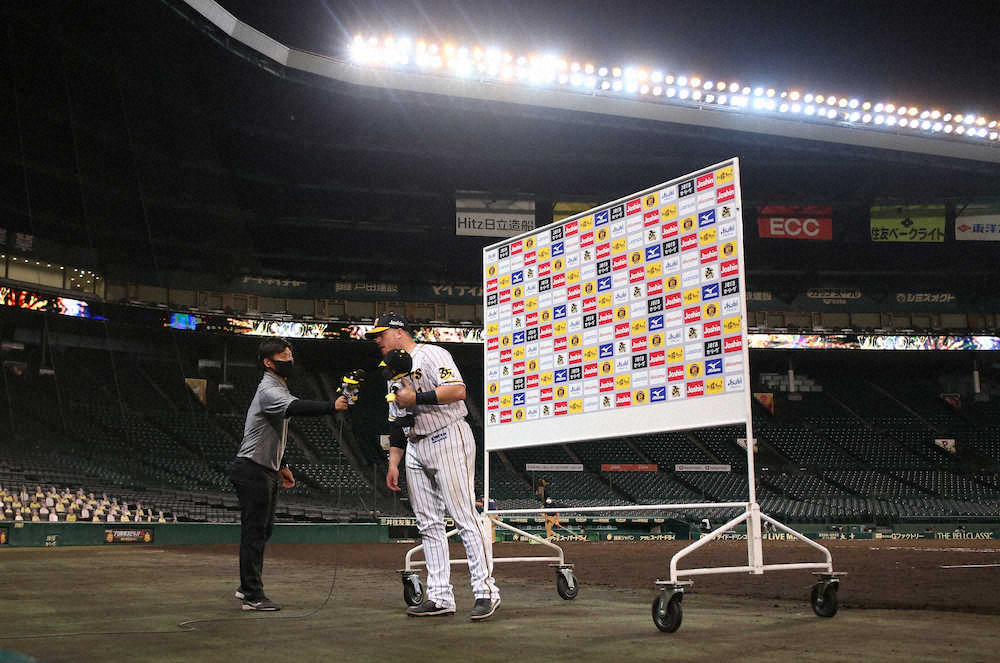 【画像・写真】阪神・ボーア　甲子園開幕戦で“雪辱”決勝2ラン　乗ってきたぞ！5戦3発、チームも今季初の3連勝