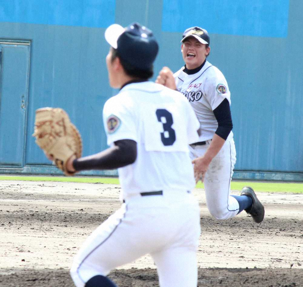 【画像・写真】萩商工、宇部商との接戦制す　背番号10・沖津「勝利はうれしい」