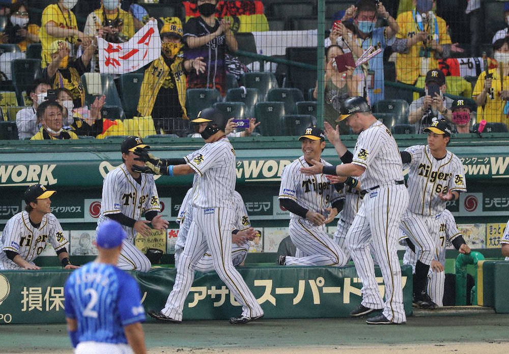 【画像・写真】阪神・ボーア　バース再来弾！初の逆方向へ有観客1号　矢野監督「状態上がってきている」