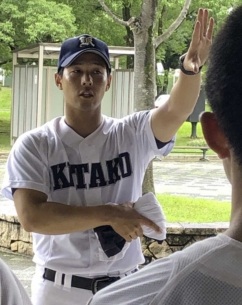 【画像・写真】4月就任の佐賀北・本村新監督　公式戦初采配で初勝利