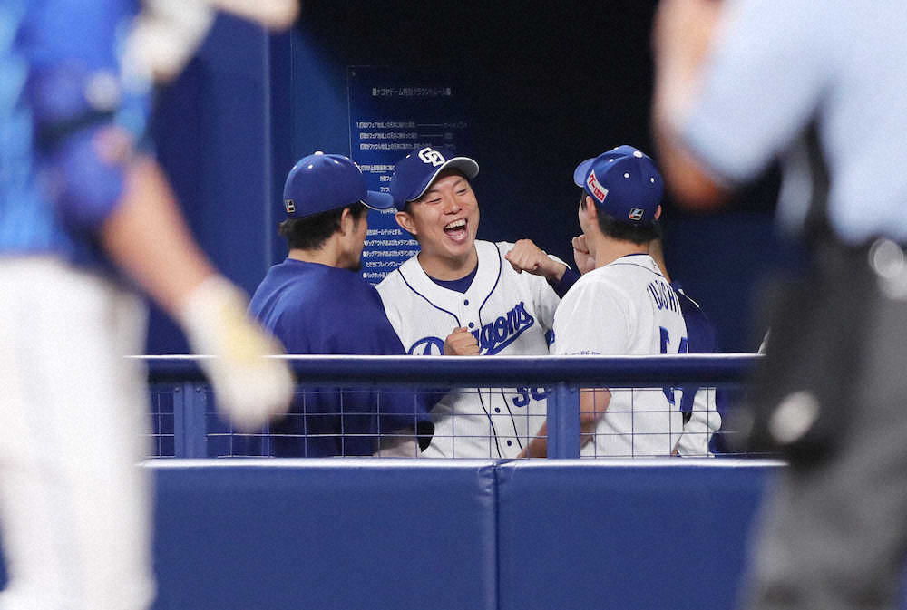 【画像・写真】中日　3連敗でストップ、松葉6回途中1失点で白星　ビシエドV打　指揮官が両者称賛